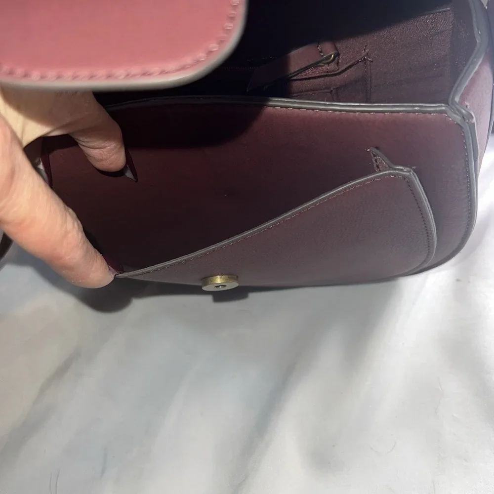 Burgundy Mauve Brass HW Vegan Hobo Crossbody Purse 10x9x3 Disneybound, Hippyboho